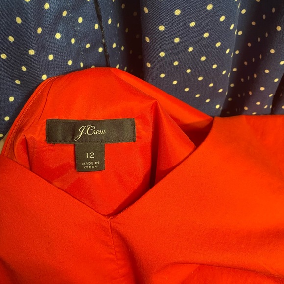 Tie waist jumpsuit v-neck - Picture 3 of 3